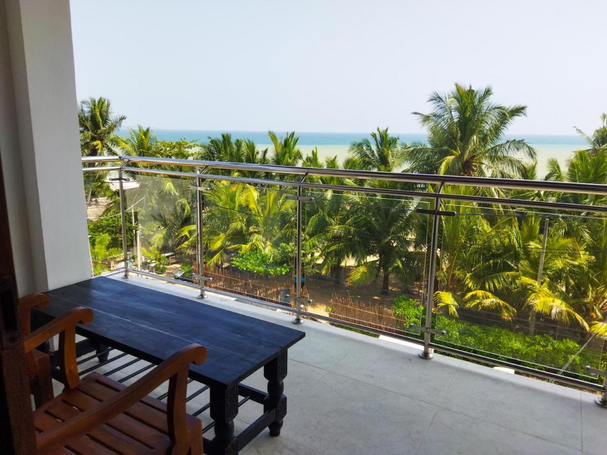 Shanika Beach Inn Tangalle Exteriör bild