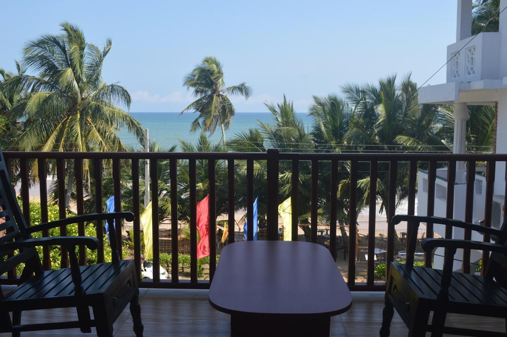 Shanika Beach Inn Tangalle Exteriör bild