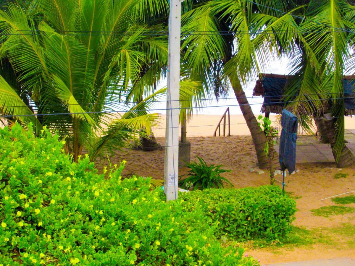 Shanika Beach Inn Tangalle Exteriör bild