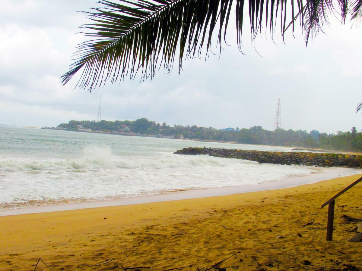 Shanika Beach Inn Tangalle Exteriör bild